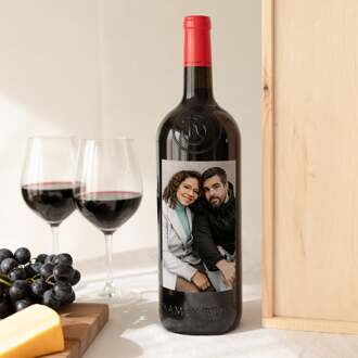 YourSurprise Wijn met bedrukt etiket - Ramon Bilbao Crianza (Magnum)