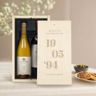 YourSurprise Wijnpakket in gegraveerde kist - Salentein - Pinot Noir en Chardonnay