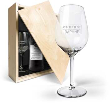 YourSurprise Wijnpakket met wijnglazen - Luc Pirlet Merlot - Gegraveerde glazen