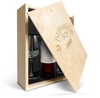 YourSurprise Wijnpakket met wijnglazen - Salentein Malbec - Gegraveerde deksel