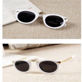 Ywjanp Kids Zonnebril Baby Jongens Meisjes Vintage Ronde Zonnebril Kinderen Pijl Glazen 100% Uv-bescherming Óculos De Sol Gafas wit