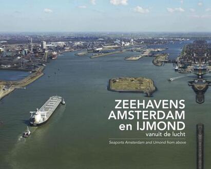 Zeehavens Amsterdam en IJmond vanuit de lucht - Boek Izak van Maldegem (9081777955)