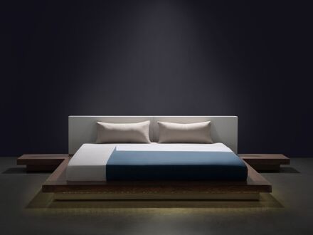ZEN Bed met LED-verlichting Lichte houtkleur 180x200 Bruin