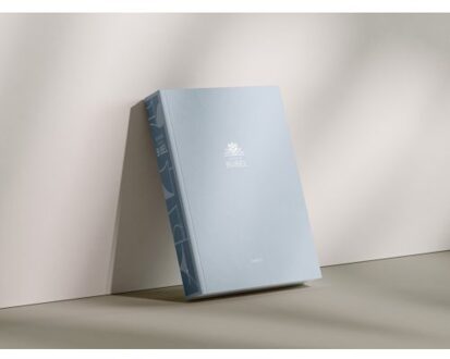 Zij Lacht Pocketbijbel Nbv21