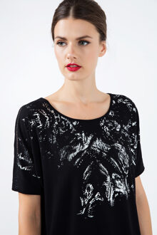 Zwarte top met korte mouwen en folieprint