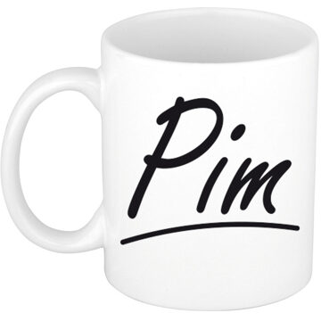 Bellatio Decorations Pim Naam koffiemok - beker - met sierlijke letters - wit - 300 ml - Cadeau - Heren