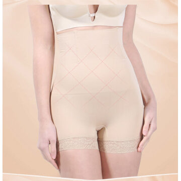 Corrigerende short beige - Maat: M/L (36-40)