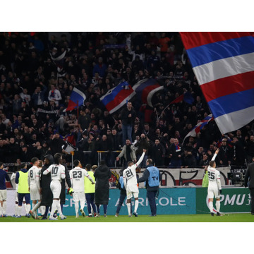 Olympique Lyonnais vs Lens (Ligue 1) (Eigen vervoer)