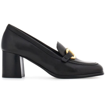 Salvatore Ferragamo Zwarte Gancini Pumps met Gouden Accenten Salvatore Ferragamo , Black , Dames - 38 1/2 Eu,37 1/2 Eu,35 1/2 Eu,36 Eu,36 1/2 EU