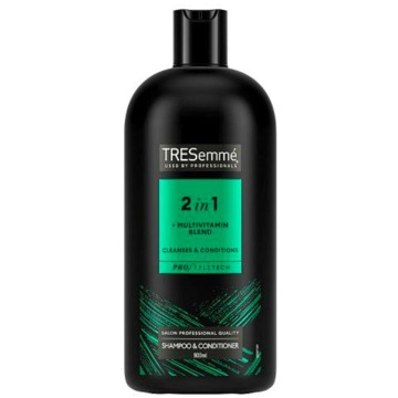 Tresemme Shampoo en Conditioner Tresemmé 2 In 1 Multivitamin Blend Shampoo & Conditioner 900 ml